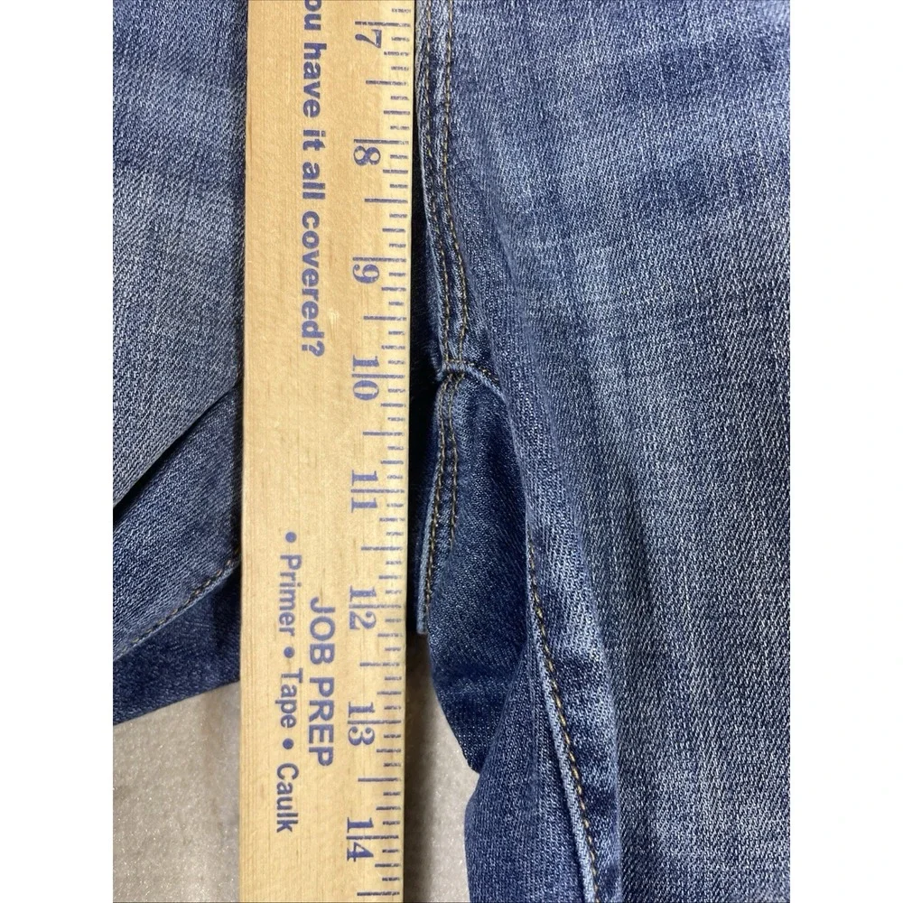 Chicos So Slimming Girlfriend Slim Ankle Jeans Womens Size 6 Medium Wash Stretch